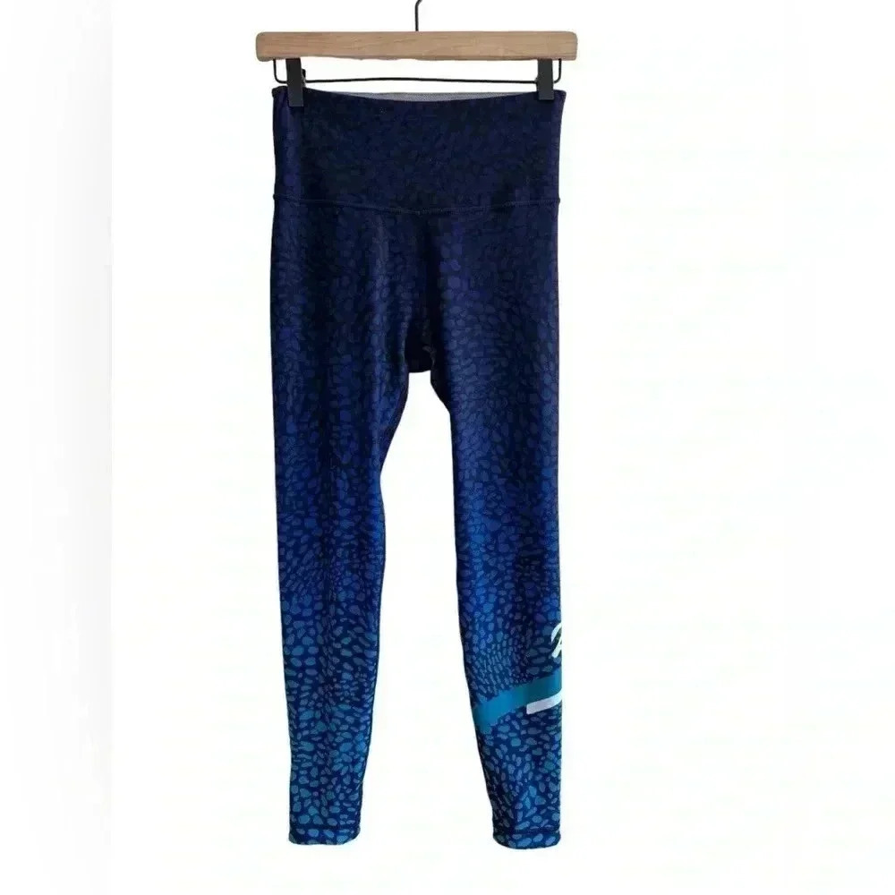 Peloton blue animal print leggings (WITH brand) (00888)